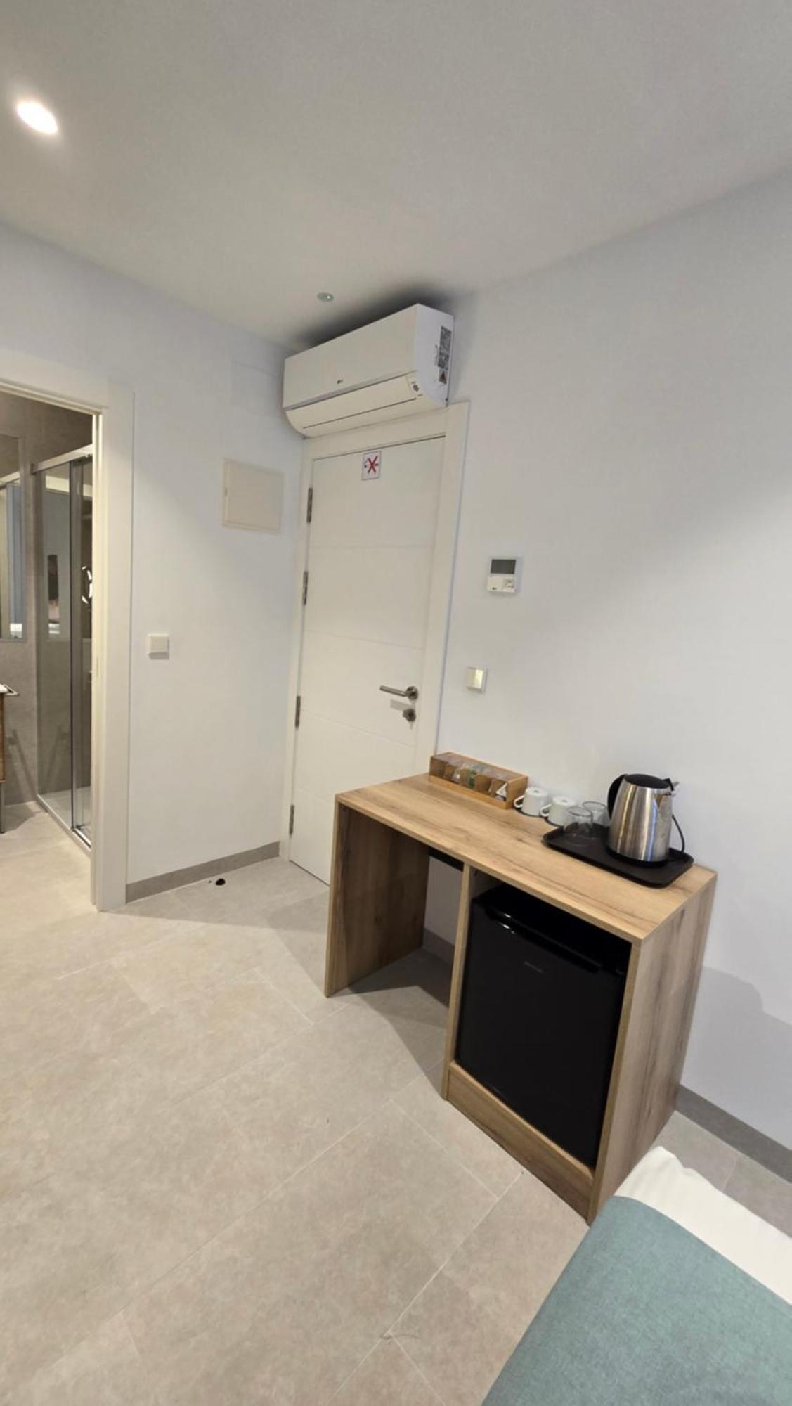 Hostal Rambla 24 By Holihome Alicante Ngoại thất bức ảnh