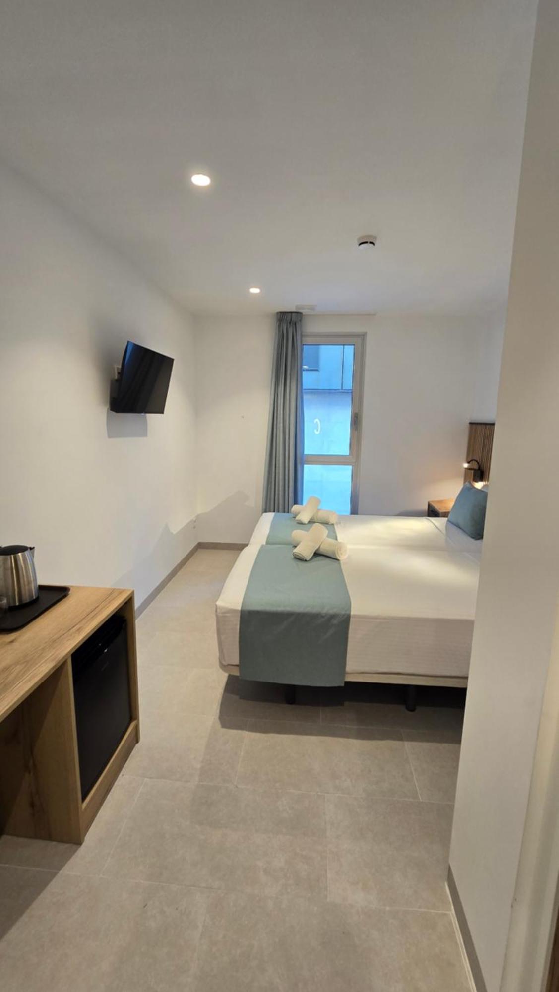 Hostal Rambla 24 By Holihome Alicante Ngoại thất bức ảnh