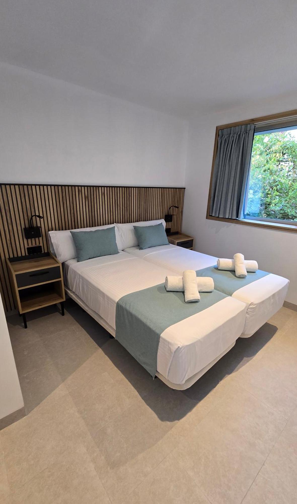 Hostal Rambla 24 By Holihome Alicante Ngoại thất bức ảnh