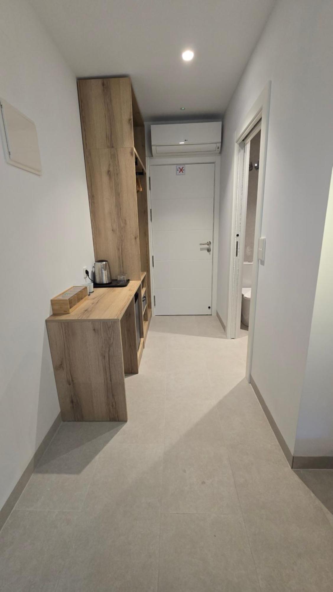 Hostal Rambla 24 By Holihome Alicante Ngoại thất bức ảnh