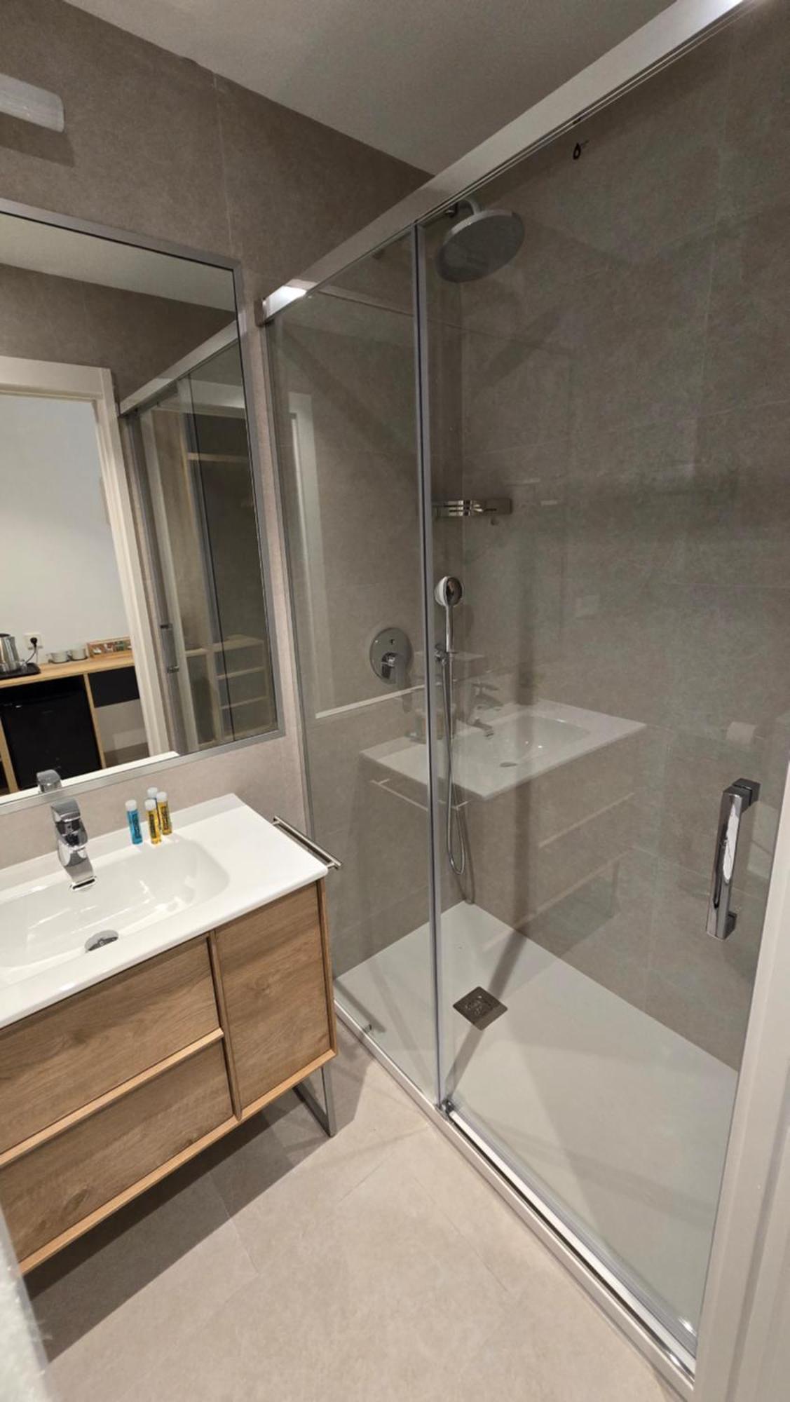 Hostal Rambla 24 By Holihome Alicante Ngoại thất bức ảnh